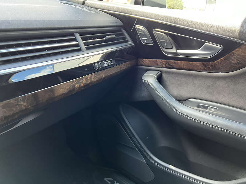 Внедорожник / Кроссовер Audi Q7 2019 в Луцке