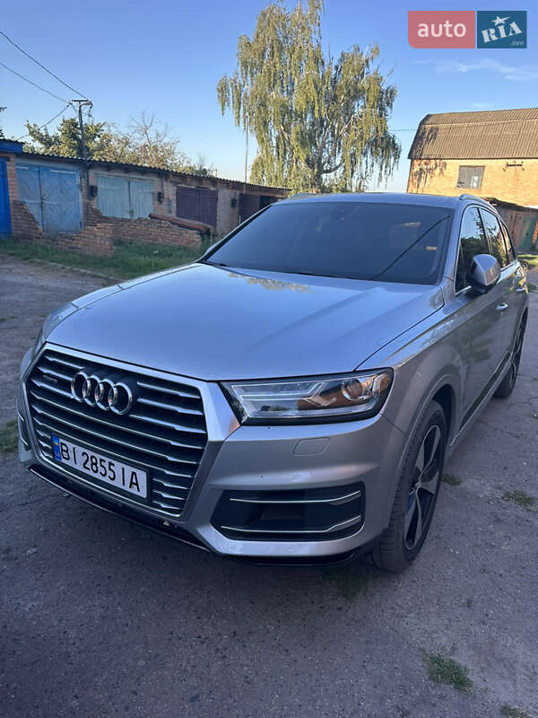Внедорожник / Кроссовер Audi Q7 2018 в Полтаве