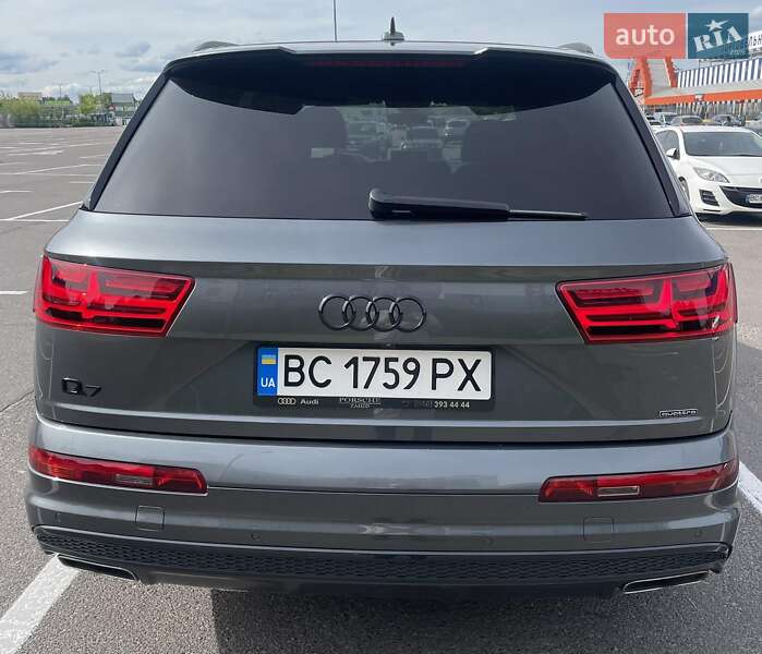 Позашляховик / Кросовер Audi Q7 2018 в Львові