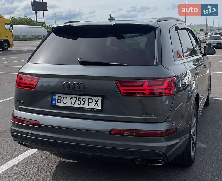 Позашляховик / Кросовер Audi Q7 2018 в Львові