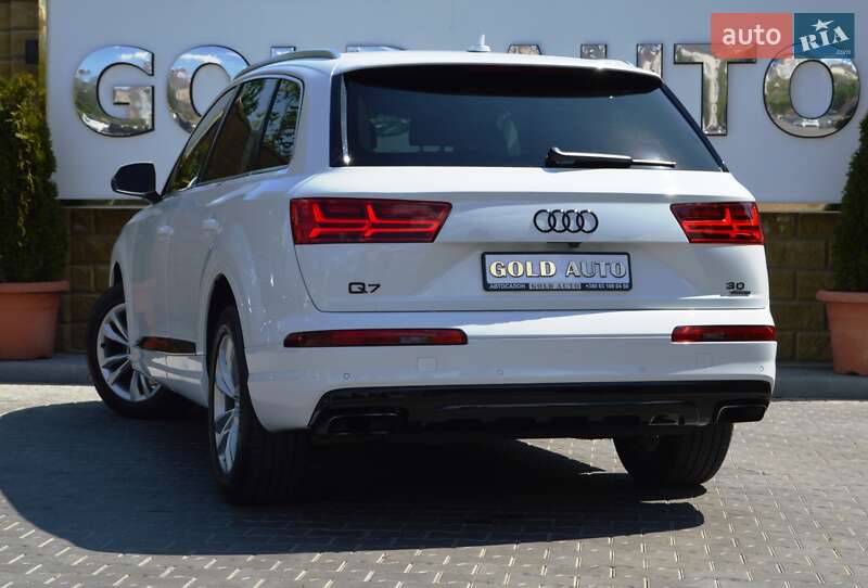 Позашляховик / Кросовер Audi Q7 2016 в Одесі