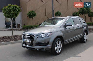 Позашляховик / Кросовер Audi Q7 2015 в 