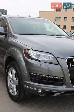 Внедорожник / Кроссовер Audi Q7 2015 в Мукачево