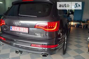 Позашляховик / Кросовер Audi Q7 2015 в 