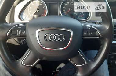 Позашляховик / Кросовер Audi Q7 2015 в 