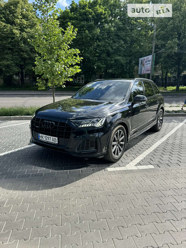 Внедорожник / Кроссовер Audi Q7 2019 в Ровно