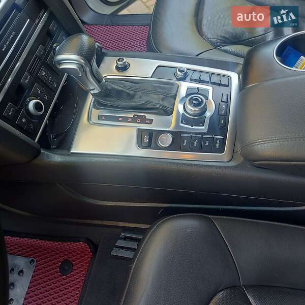 Внедорожник / Кроссовер Audi Q7 2015 в Чорткове