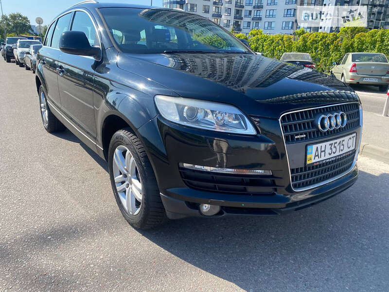 Внедорожник / Кроссовер Audi Q7 2006 в Киеве