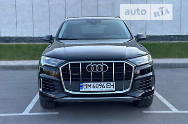 Внедорожник / Кроссовер Audi Q7 2020 в Киеве