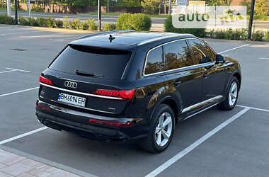 Внедорожник / Кроссовер Audi Q7 2020 в Киеве