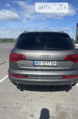 Позашляховик / Кросовер Audi Q7 2012 в Вінниці