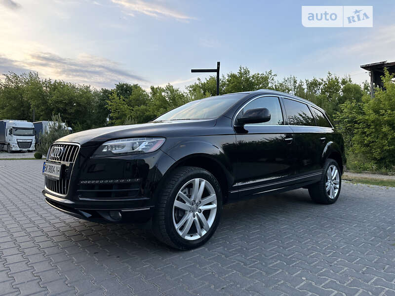 Позашляховик / Кросовер Audi Q7 2015 в Рівному