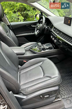 Внедорожник / Кроссовер Audi Q7 2015 в Киеве