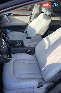 Внедорожник / Кроссовер Audi Q7 2011 в 