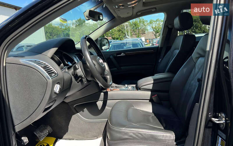 Позашляховик / Кросовер Audi Q7 2013 в Львові