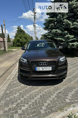 Позашляховик / Кросовер Audi Q7 2011 в Вільногірську