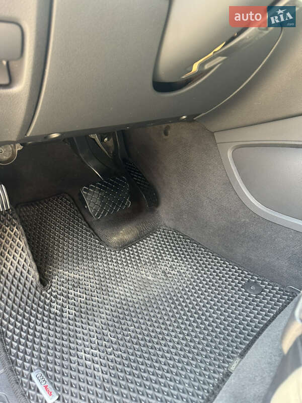 Внедорожник / Кроссовер Audi Q7 2011 в Днепре