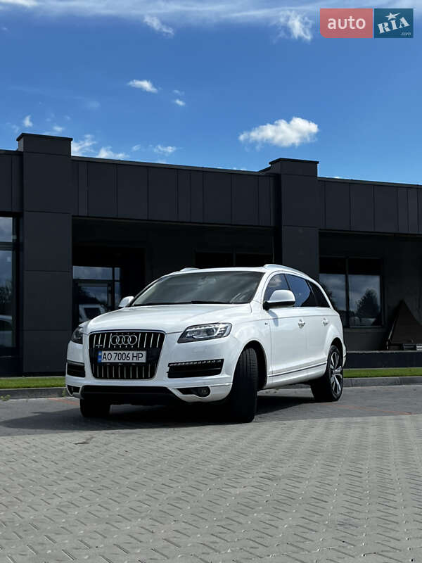 Позашляховик / Кросовер Audi Q7 2010 в Мукачевому