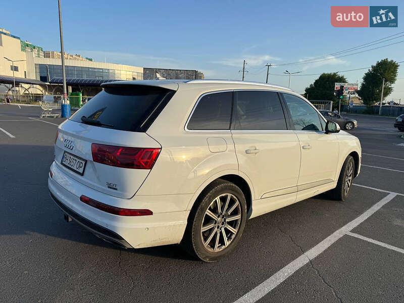 Позашляховик / Кросовер Audi Q7 2017 в Одесі