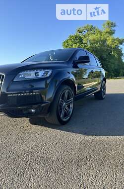 Внедорожник / Кроссовер Audi Q7 2015 в Сумах