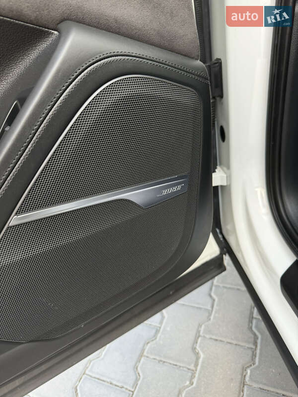 Позашляховик / Кросовер Audi Q7 2015 в Ізмаїлі