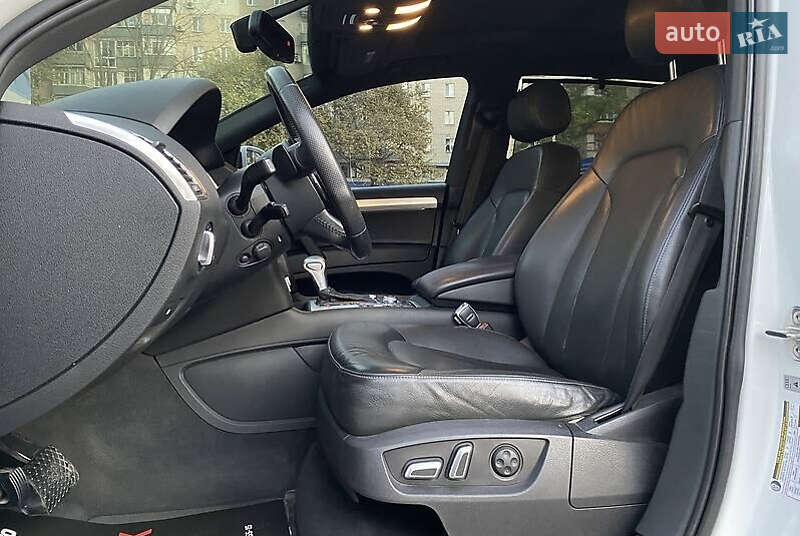 Внедорожник / Кроссовер Audi Q7 2014 в Харькове
