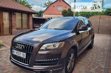 Позашляховик / Кросовер Audi Q7 2010 в Миргороді