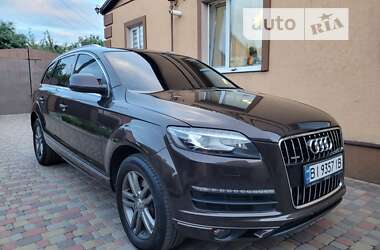 Позашляховик / Кросовер Audi Q7 2010 в Миргороді