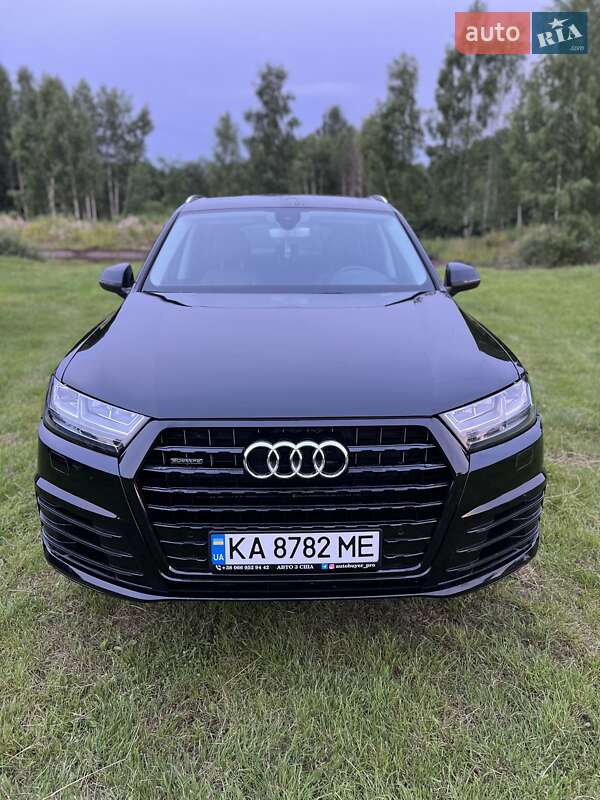 Позашляховик / Кросовер Audi Q7 2016 в Фастові