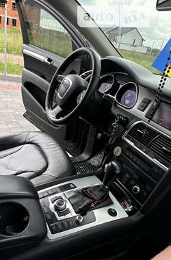 Позашляховик / Кросовер Audi Q7 2007 в Хусті