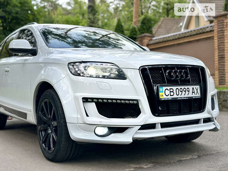 Внедорожник / Кроссовер Audi Q7 2013 в Чернигове