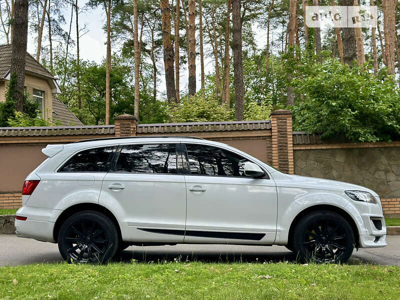 Внедорожник / Кроссовер Audi Q7 2013 в Чернигове