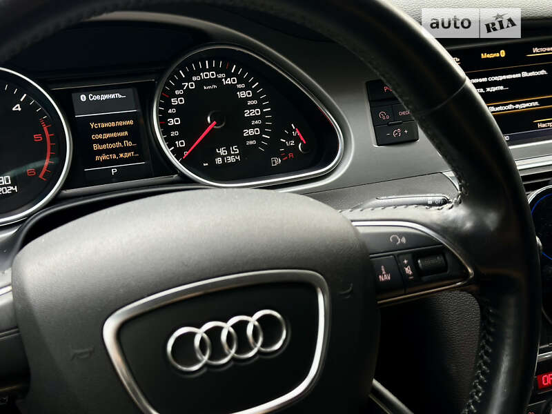 Внедорожник / Кроссовер Audi Q7 2013 в Чернигове