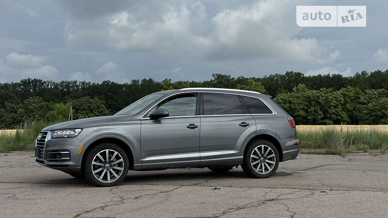 Внедорожник / Кроссовер Audi Q7 2016 в Тальном фото 11 Внедорожник / Кроссовер Audi Q7 2016 в Тальном