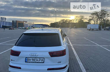 Позашляховик / Кросовер Audi Q7 2016 в Одесі