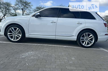 Позашляховик / Кросовер Audi Q7 2016 в Одесі