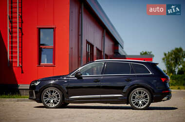 Внедорожник / Кроссовер Audi Q7 2019 в Ровно