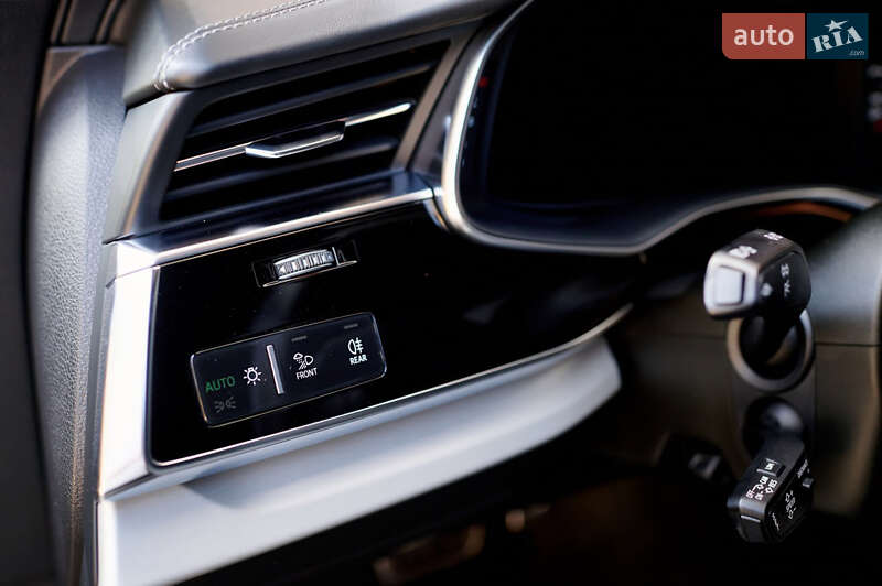 Внедорожник / Кроссовер Audi Q7 2019 в Ровно