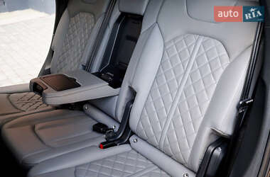 Внедорожник / Кроссовер Audi Q7 2019 в Ровно