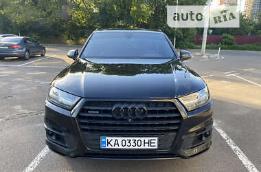 Внедорожник / Кроссовер Audi Q7 2015 в Киеве