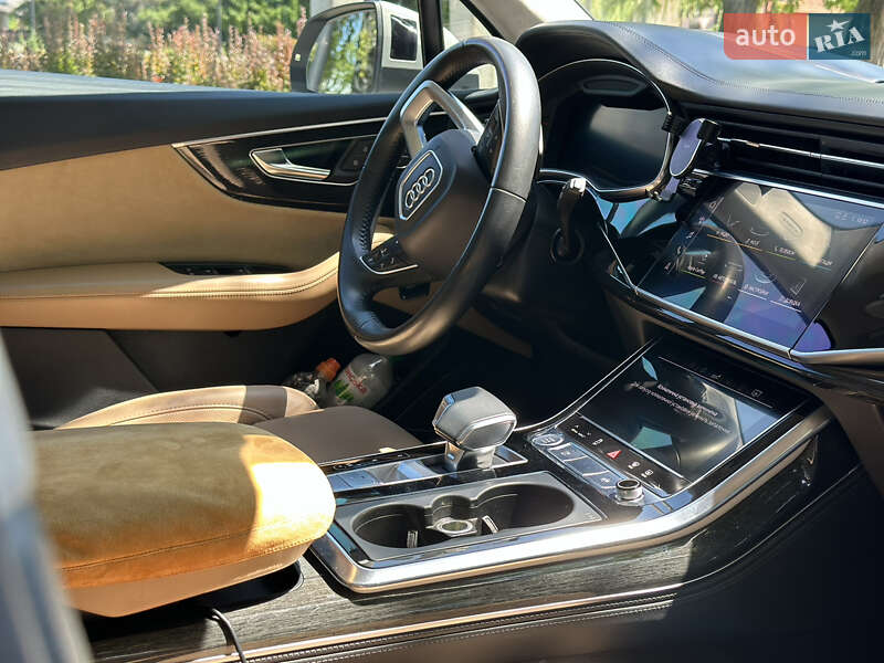 Внедорожник / Кроссовер Audi Q7 2020 в Львове