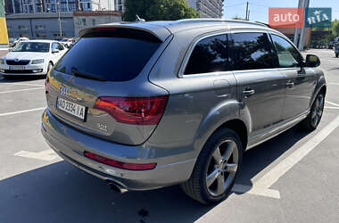 Позашляховик / Кросовер Audi Q7 2013 в Ужгороді