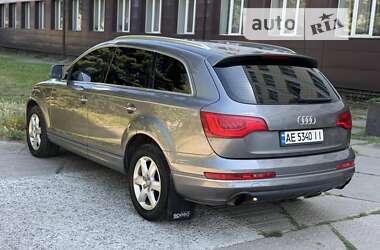 Позашляховик / Кросовер Audi Q7 2011 в Дніпрі