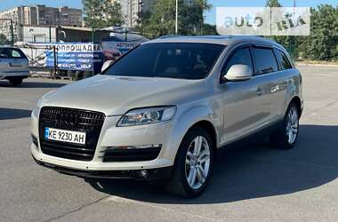 Позашляховик / Кросовер Audi Q7 2006 в Запоріжжі