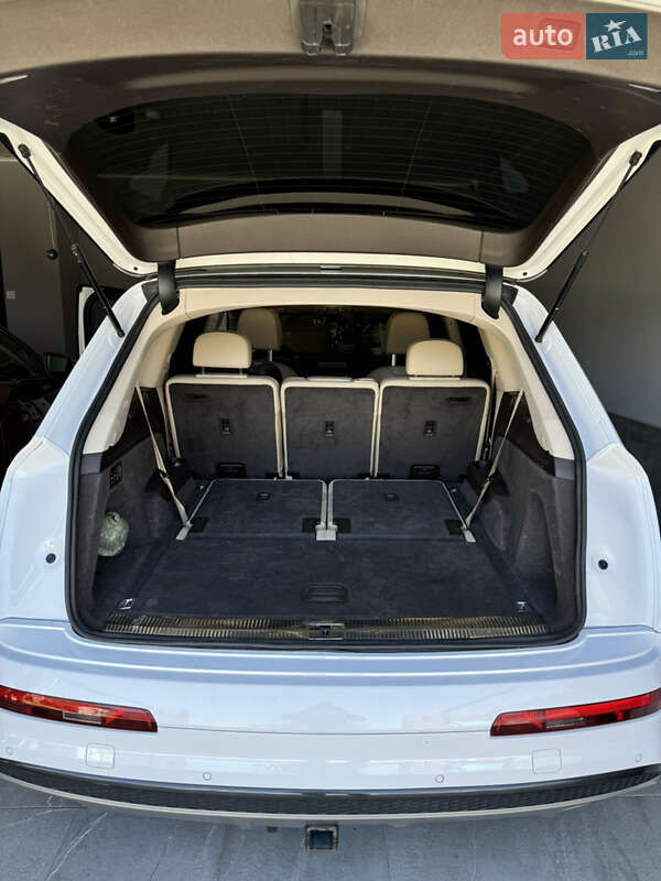 Позашляховик / Кросовер Audi Q7 2017 в Одесі