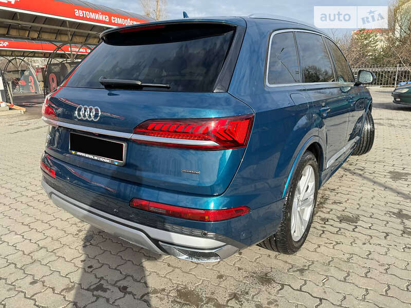 Позашляховик / Кросовер Audi Q7 2022 в Львові