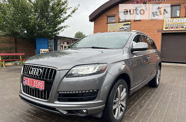 Позашляховик / Кросовер Audi Q7 2011 в Дубні