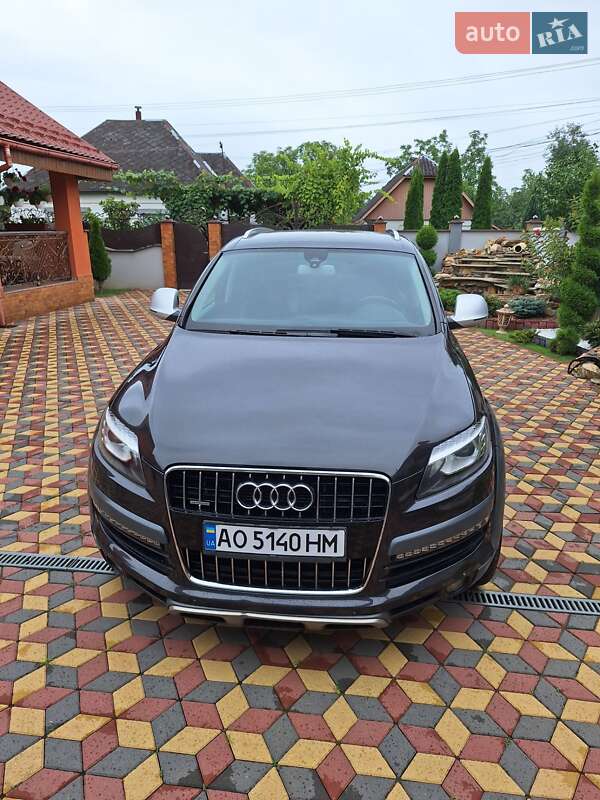Внедорожник / Кроссовер Audi Q7 2008 в 