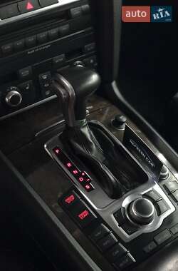 Внедорожник / Кроссовер Audi Q7 2008 в 