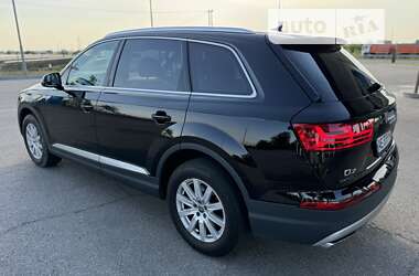 Внедорожник / Кроссовер Audi Q7 2016 в Днепре